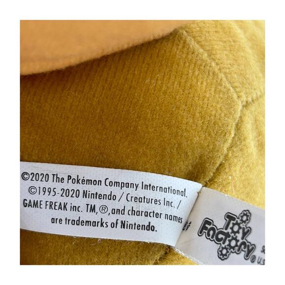 18" Jumbo Oversized Eevee Pokemon Plush 2022 Toy Factory Hang or Display Decor - Picture 12 of 16